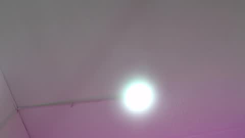 Snapshot of renata_valentina chatting on April 17, 10:51 am RENATA VALENTINA online show from April 17, 10:51 am