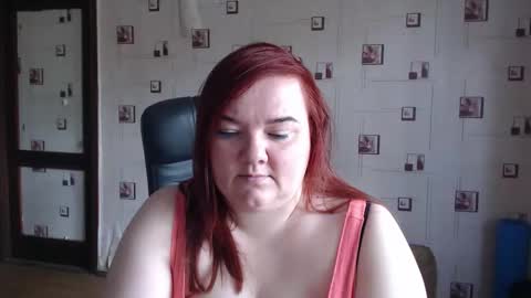 Snapshot of renataoia chatting on March 7, 10:12 am renataoia online show from March 7, 10:12 am