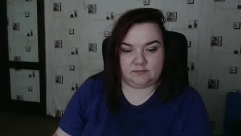 Snapshot of renataoia chatting on March 12, 5:08 pm renataoia online show from March 12, 5:08 pm
