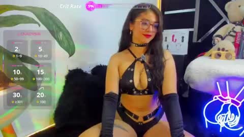 Snapshot of renatha_collins chatting on August 7, 1:51 am Noah master Renatha slave online show from August 7, 1:51 am