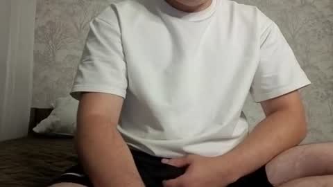 Snapshot of rendy_wendy chatting on November 17, 5:30 pm Dipper online show from November 17, 5:30 pm