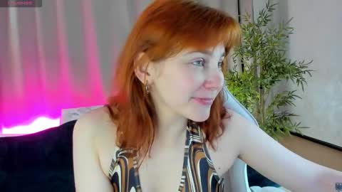 rene_shine online show from March 17, 5:27 pm