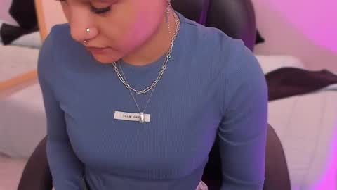 Renee Shelby online show from April 8, 2:28 pm