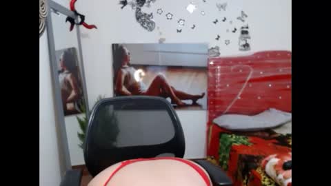 renesmee tanner online show from January 18, 2:25 am