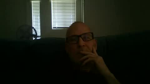 Snapshot of renewaz chatting on February 22, 7:34 pm Renewaz online show from February 22, 7:34 pm