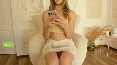 Rennatha online show from April 23, 9:19 am