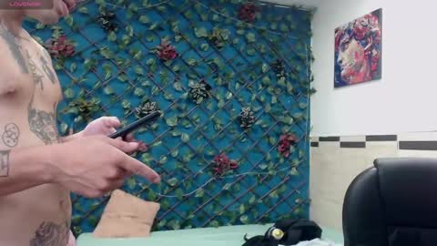 Snapshot of rennesanti chatting on February 25, 10:58 am R E N E online show from February 25, 10:58 am