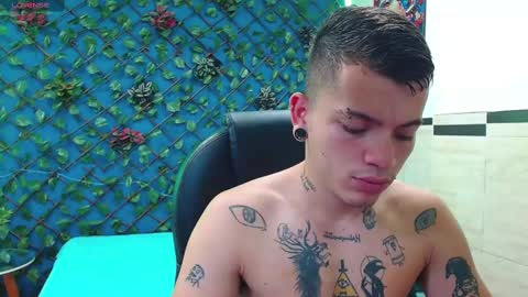 Snapshot of rennesanti chatting on March 5, 10:22 am R E N E online show from March 5, 10:22 am