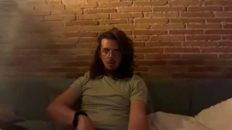 Snapshot of renzo_899 chatting on June 6, 4:17 am Renzo online show from June 6, 4:17 am