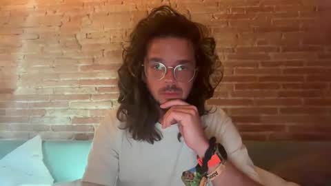 Snapshot of renzo_899 chatting on June 7, 6:50 am Renzo online show from June 7, 6:50 am
