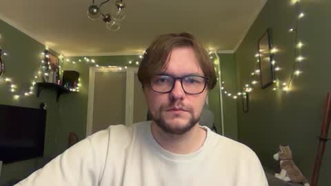 requiquie online show from October 31, 5:03 pm