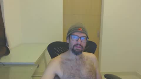 Snapshot of resinasa4 chatting on February 24, 9:18 am resinasa4 online show from February 24, 9:18 am