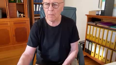 Snapshot of reteid chatting on February 25, 1:54 pm reteid online show from February 25, 1:54 pm