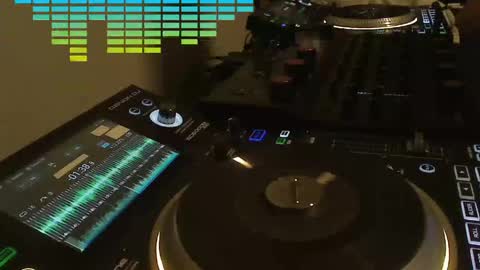 GearPorn online show from April 18, 7:45 am