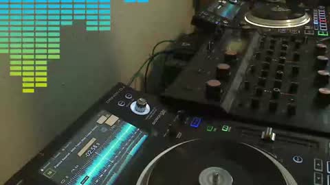 GearPorn online show from June 10, 5:45 pm