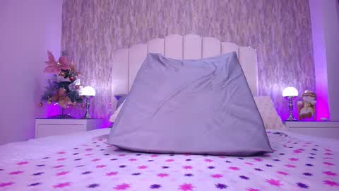 REVEN online show from December 18, 3:01 am