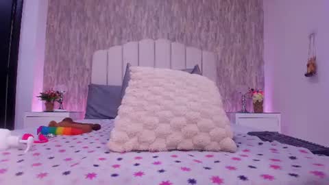 Snapshot of reven_lilith chatting on June 20, 3:09 am REVEN online show from June 20, 3:09 am