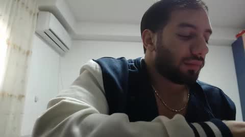 Snapshot of revivedunknown chatting on December 27, 1:18 pm Chris online show from December 27, 1:18 pm