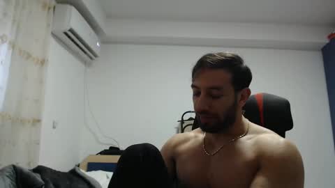 Snapshot of revivedunknown chatting on December 28, 1:59 pm Chris online show from December 28, 1:59 pm