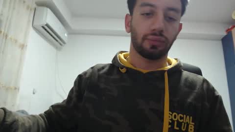 Snapshot of revivedunknown chatting on January 16, 10:55 pm Chris online show from January 16, 10:55 pm