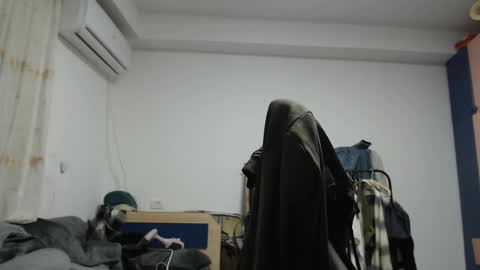 Snapshot of revivedunknown chatting on January 29, 10:53 pm Chris online show from January 29, 10:53 pm