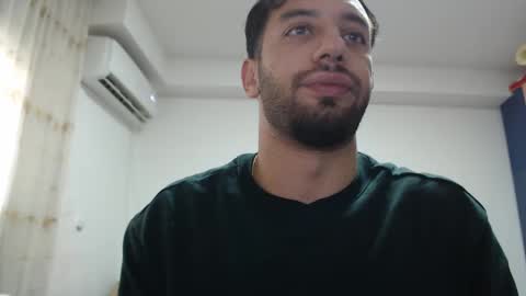 Snapshot of revivedunknown chatting on February 11, 11:54 am Chris online show from February 11, 11:54 am