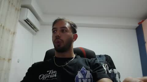 Snapshot of revivedunknown chatting on September 12, 10:32 pm Chris online show from September 12, 10:32 pm