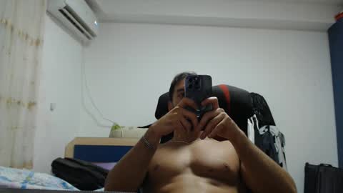 Snapshot of revivedunknown chatting on September 13, 9:58 pm Chris online show from September 13, 9:58 pm