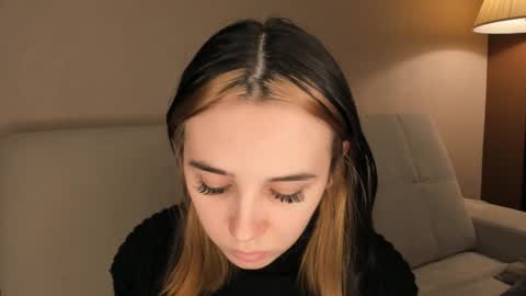 Elin online show from December 7, 7:49 am