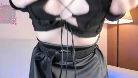 Elin online show from December 27, 1:53 am