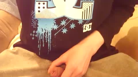 Mark online show from December 15, 8:52 am