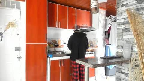 reymasterhot online show from October 19, 1:45 pm