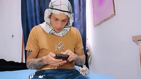 reymasterhot online show from November 8, 7:34 pm