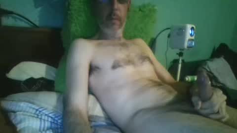 reyes_albert2006 online show from February 18, 6:15 am