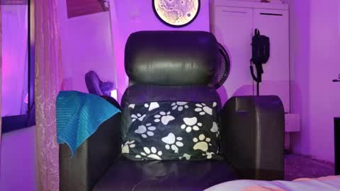 ReyKen online show from April 18, 5:00 am