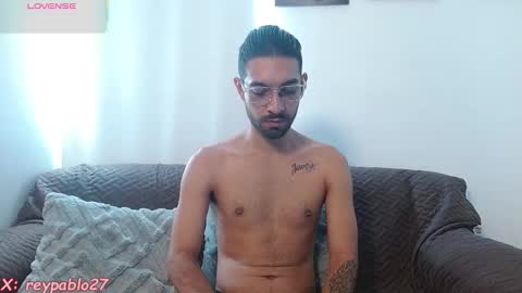 Snapshot of reypablo1 chatting on January 7, 6:32 pm REY PABLO Independent online show from January 7, 6:32 pm