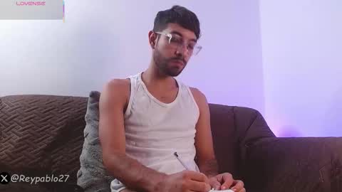 Snapshot of reypablo1 chatting on February 18, 11:55 pm REY PABLO Independent online show from February 18, 11:55 pm