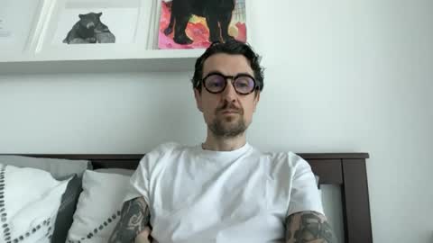 Snapshot of rfcolin chatting on June 17, 11:01 am rfcolin online show from June 17, 11:01 am
