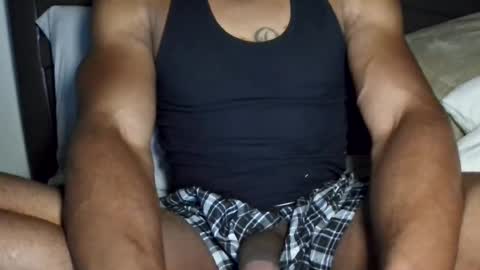 Snapshot of rfryre chatting on June 17, 9:56 am Taye online show from June 17, 9:56 am