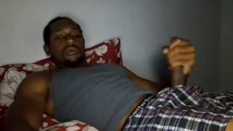Snapshot of rfryre chatting on July 25, 10:57 am Taye online show from July 25, 10:57 am