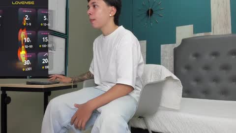 Rhaegal online show from March 5, 2:12 pm