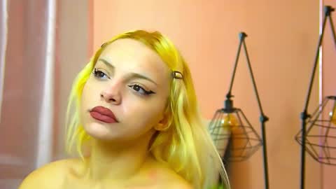 Rhea online show from February 25, 5:17 am