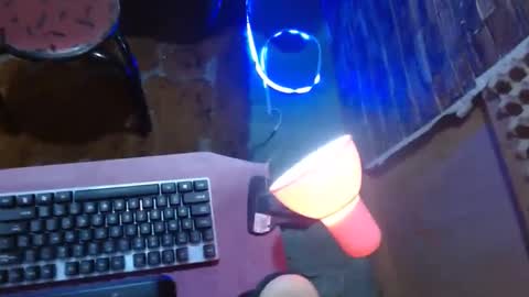 rhianesassy online show from December 6, 5:31 am