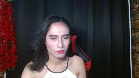 rhianesassy online show from January 4, 3:50 am