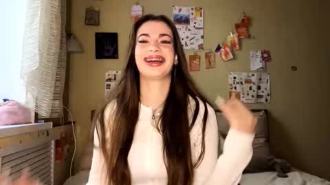 Anna online show from November 22, 9:08 am