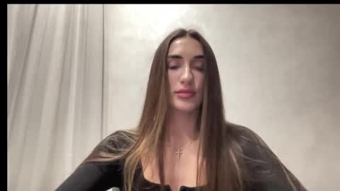 Snapshot of ri_rey chatting on September 17, 8:21 pm ri_rey online show from September 17, 8:21 pm