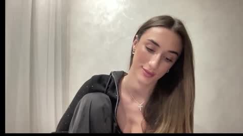 Snapshot of ri_rey chatting on October 3, 8:06 pm ri_rey online show from October 3, 8:06 pm