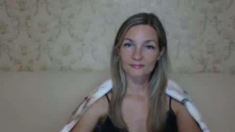 Snapshot of rialur09 chatting on September 10, 6:41 pm Galina online show from September 10, 6:41 pm