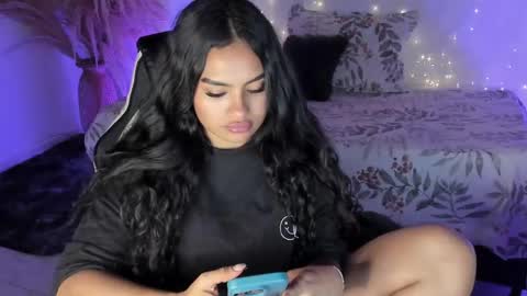 RianaK online show from April 24, 5:43 am