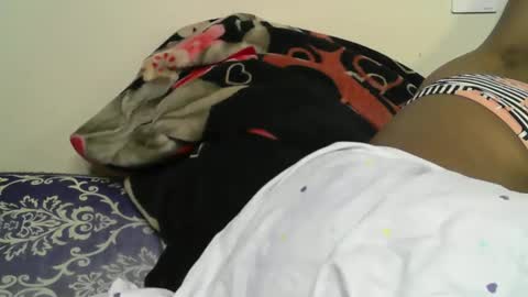 Snapshot of riana_sha chatting on November 28, 5:54 am riana_sha online show from November 28, 5:54 am